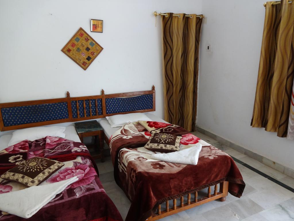Hotel Fort View Orchha Zimmer foto